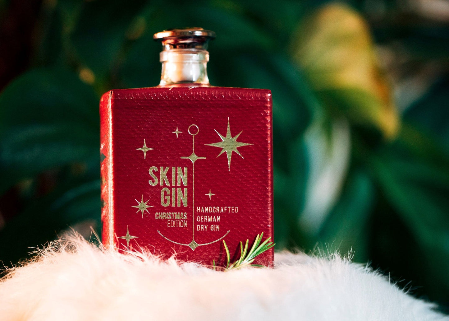 Skin Gin Christmas Edition - 50cl Bottles - 42% abv - The Beverage Merchants