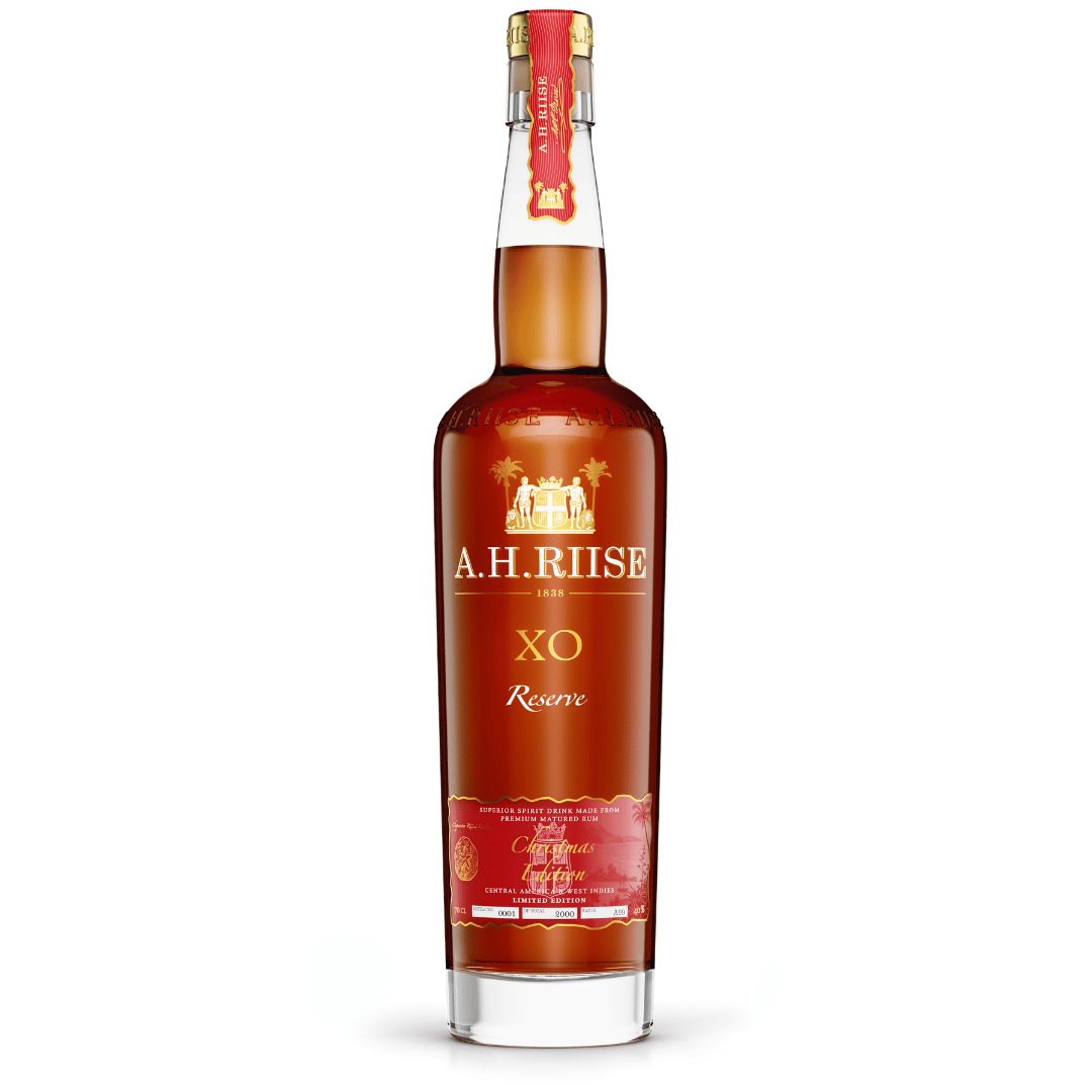 A.H RIISE X.O RESERVE CHRISTMAS 40% 70CL - The Beverage Merchants